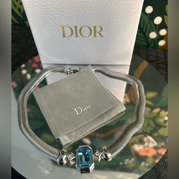 CHRISTIAN DIOR Emerald Cut London Blue Topaz and Pave' Crystal Statement Choker - Picture 10 of 10